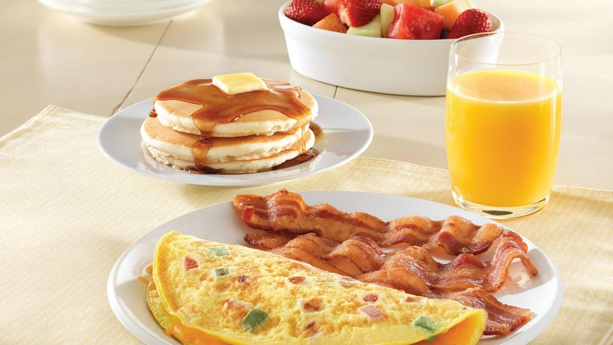 Golden Corral Breakfast Menu: Indulge in Morning Delights!