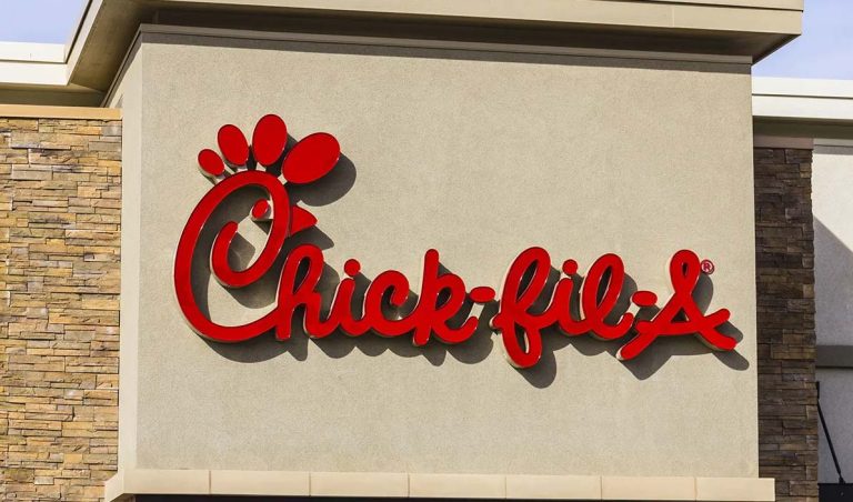 Does Chick-fil-A Take Apple Pay?