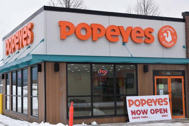 Popeyes Breakfast Hours and Menu (Quick, Delicious & Budget-Friendly Morning Bites)