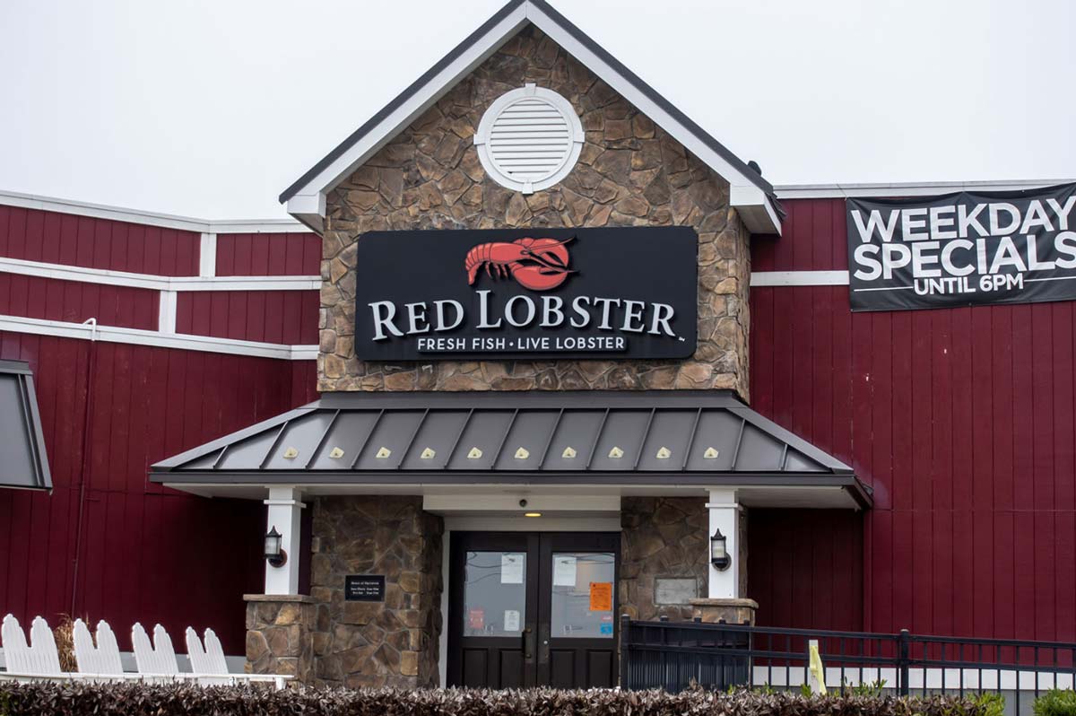 does red lobster take apple pay