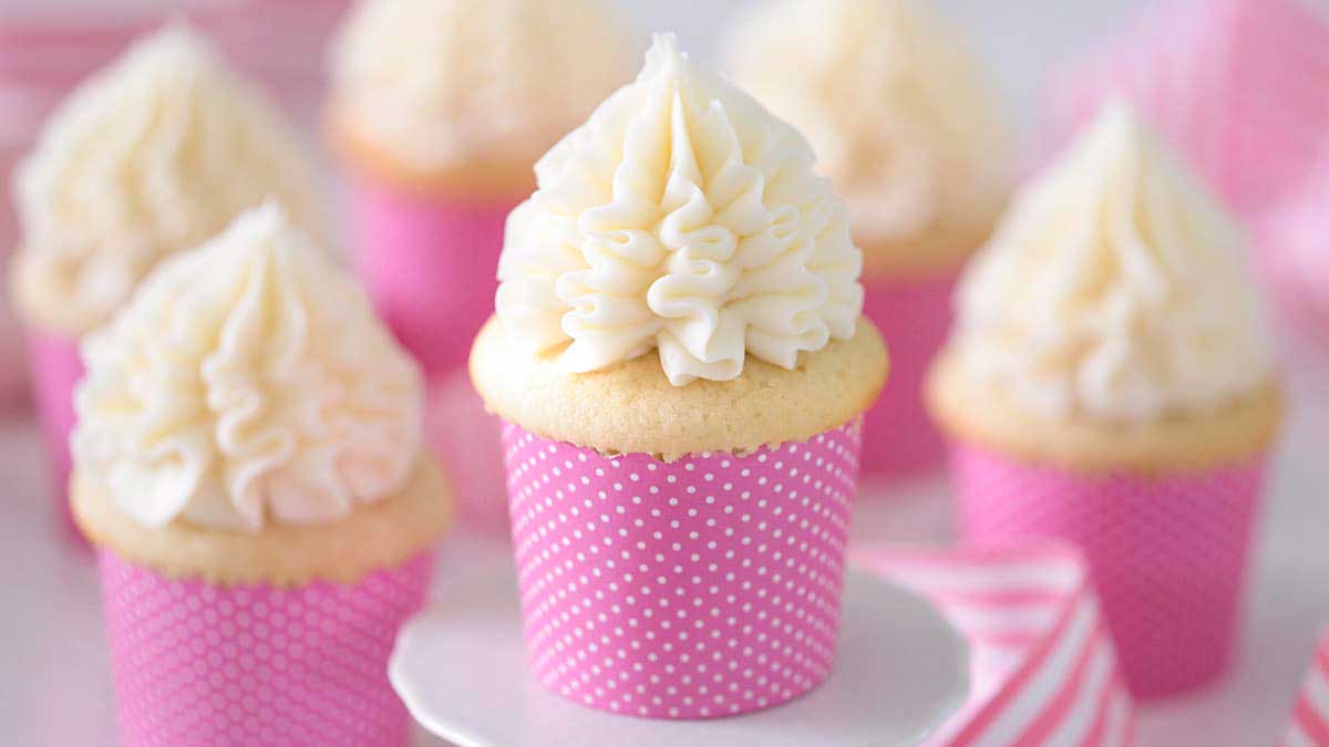 How-to-Make-Cupcakes-More-Moist
